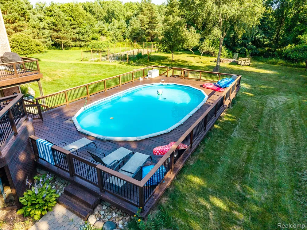 13445 Millie Court Holly Township, MI 48442