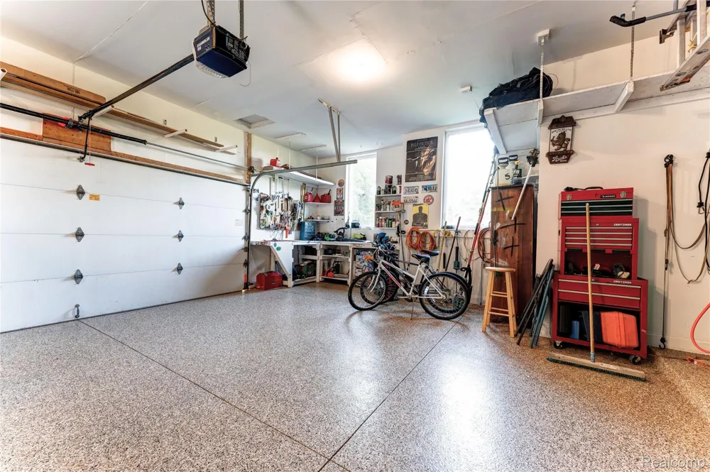 13445 Millie Court Holly Township, MI 48442