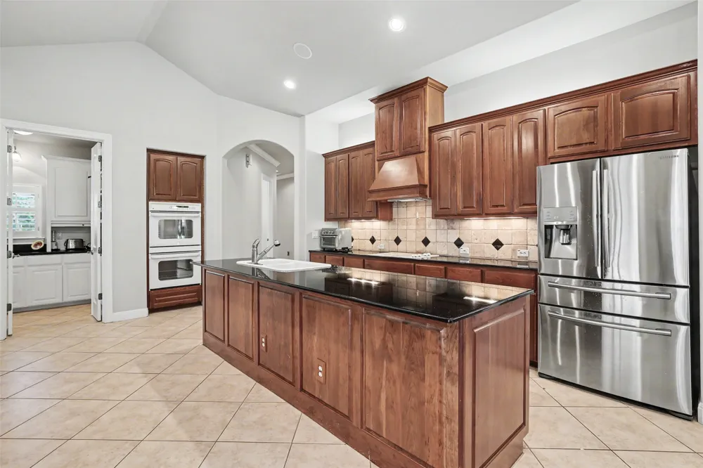 33 Meadows End Georgetown, TX 78628