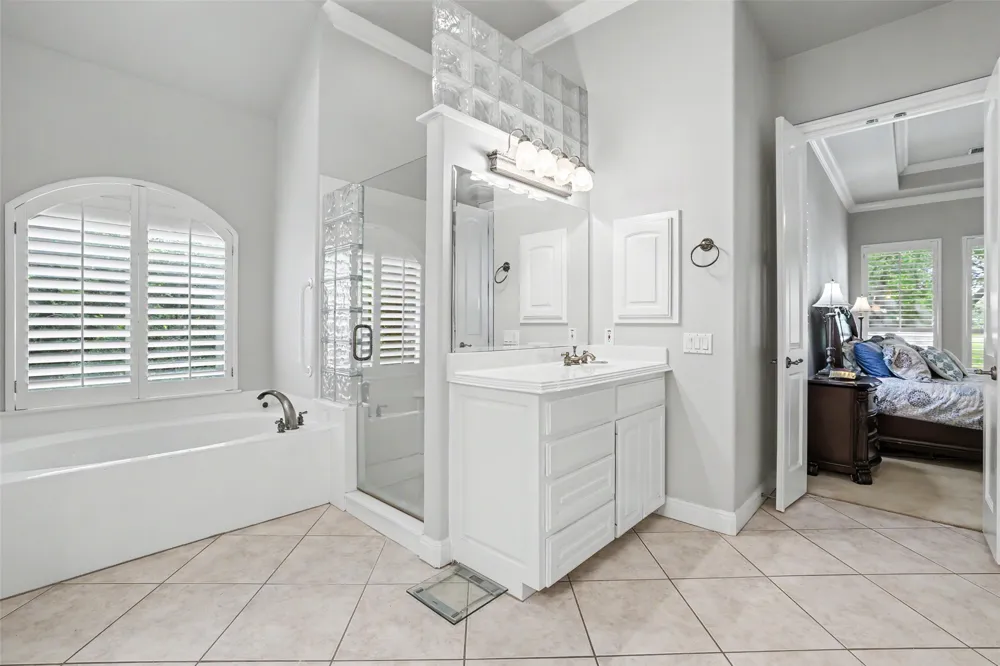 33 Meadows End Georgetown, TX 78628