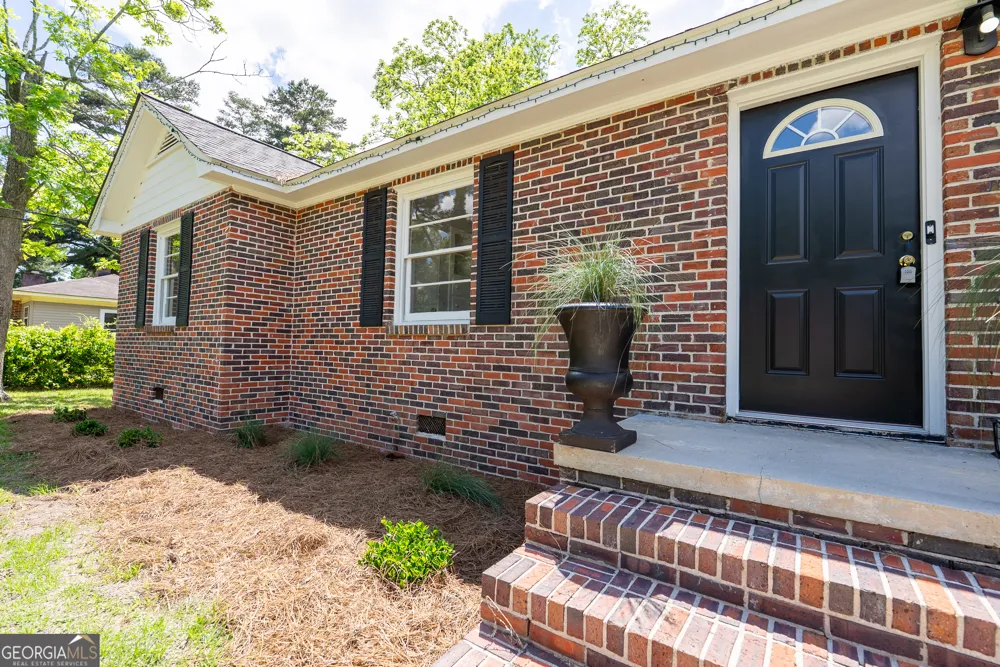 375 Palmer ST SW Pelham, GA 31779