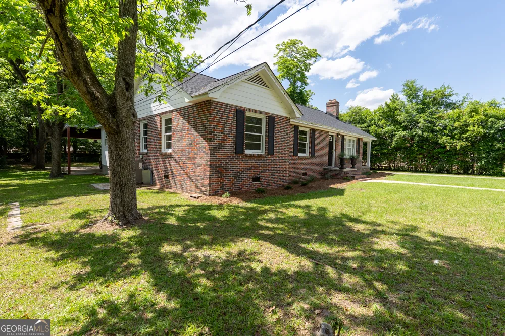 375 Palmer ST SW Pelham, GA 31779