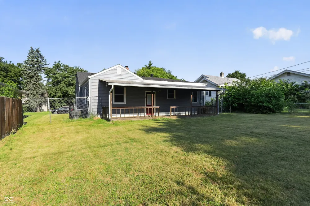 331 20th Avenue Beech Grove, IN 46107