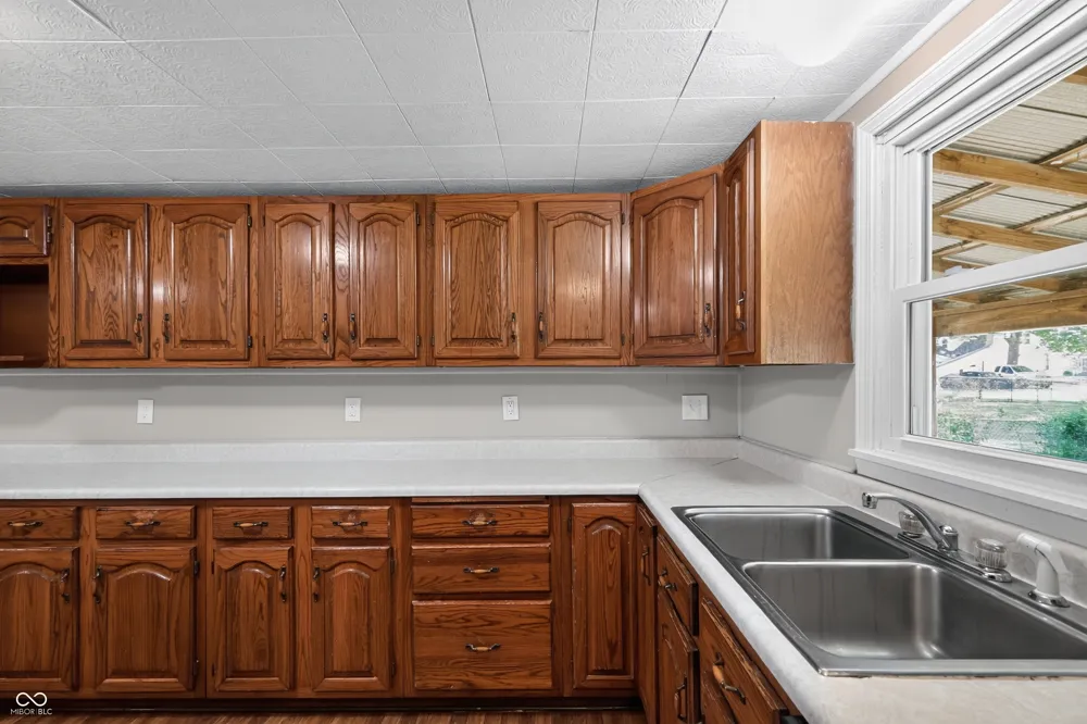 331 20th Avenue Beech Grove, IN 46107