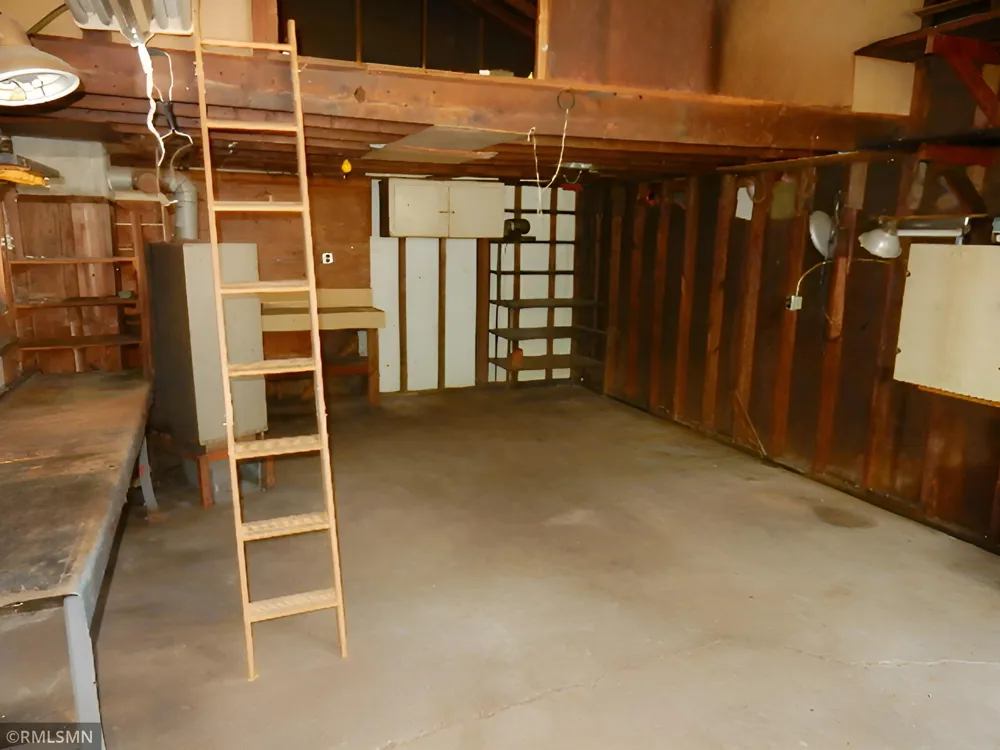 1401 12th Avenue Newport, MN 55055