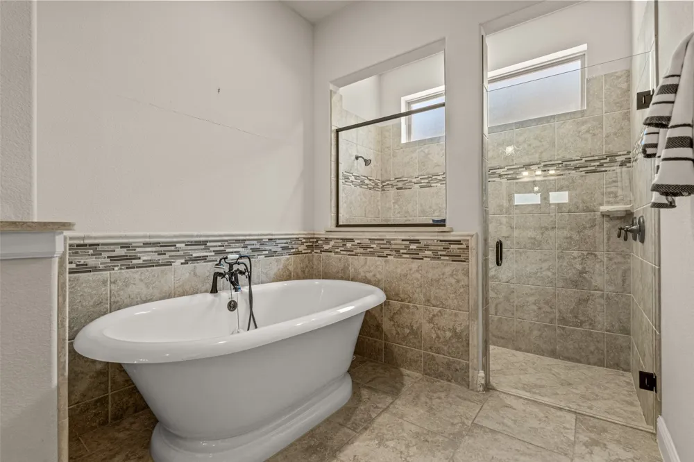 1224 Split Rock Drive Keller, TX 76248