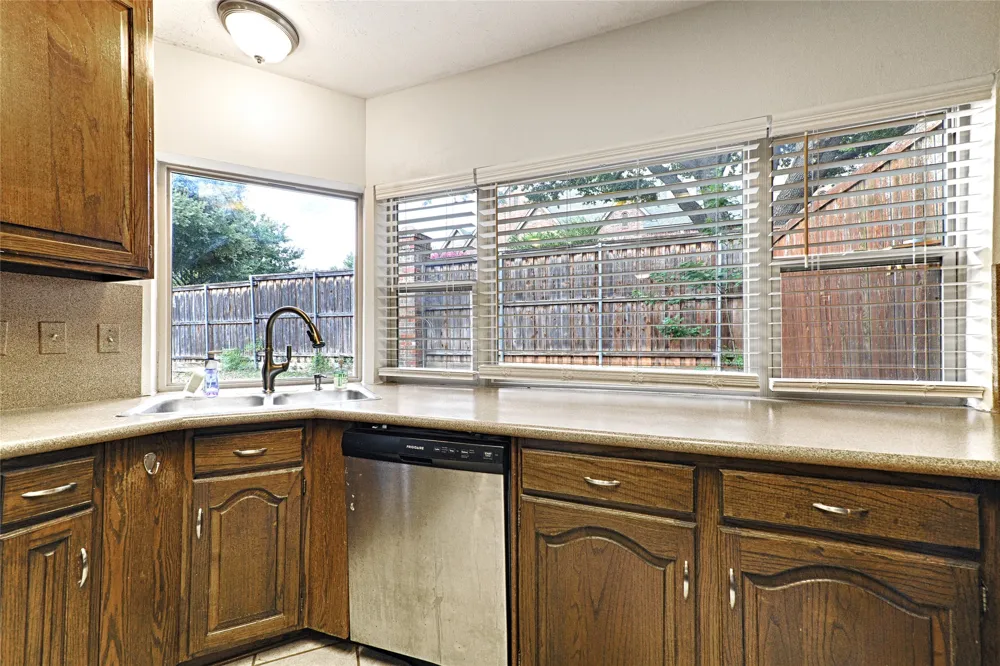 14900 Le Grande Drive Addison, TX 75001
