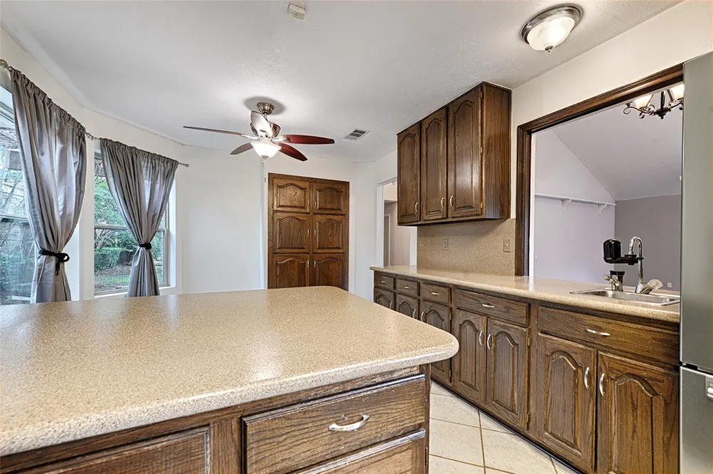 14900 Le Grande Drive Addison, TX 75001