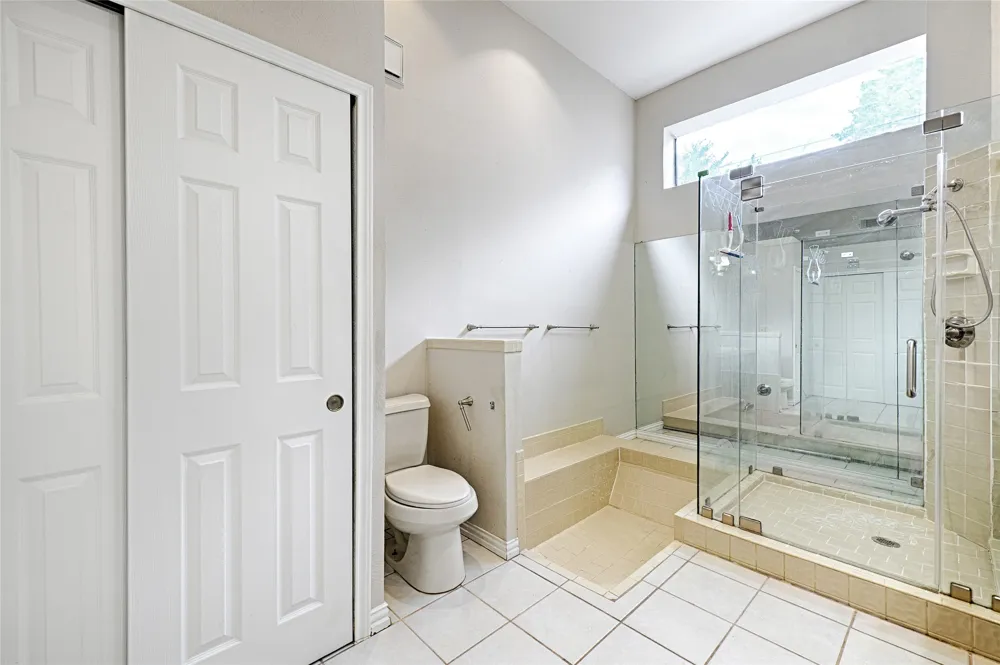14900 Le Grande Drive Addison, TX 75001