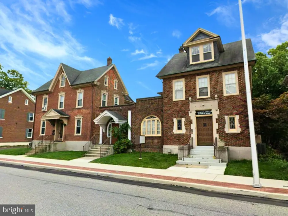 30 E MAIN STREET Lansdale, PA 19446