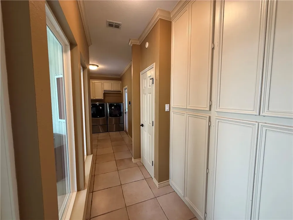 5406 Hulen Drive Corpus Christi, TX 78413