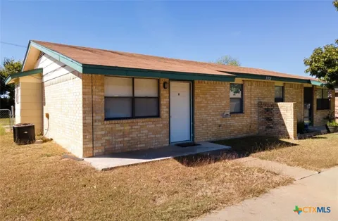 3321 Chisholm Trail