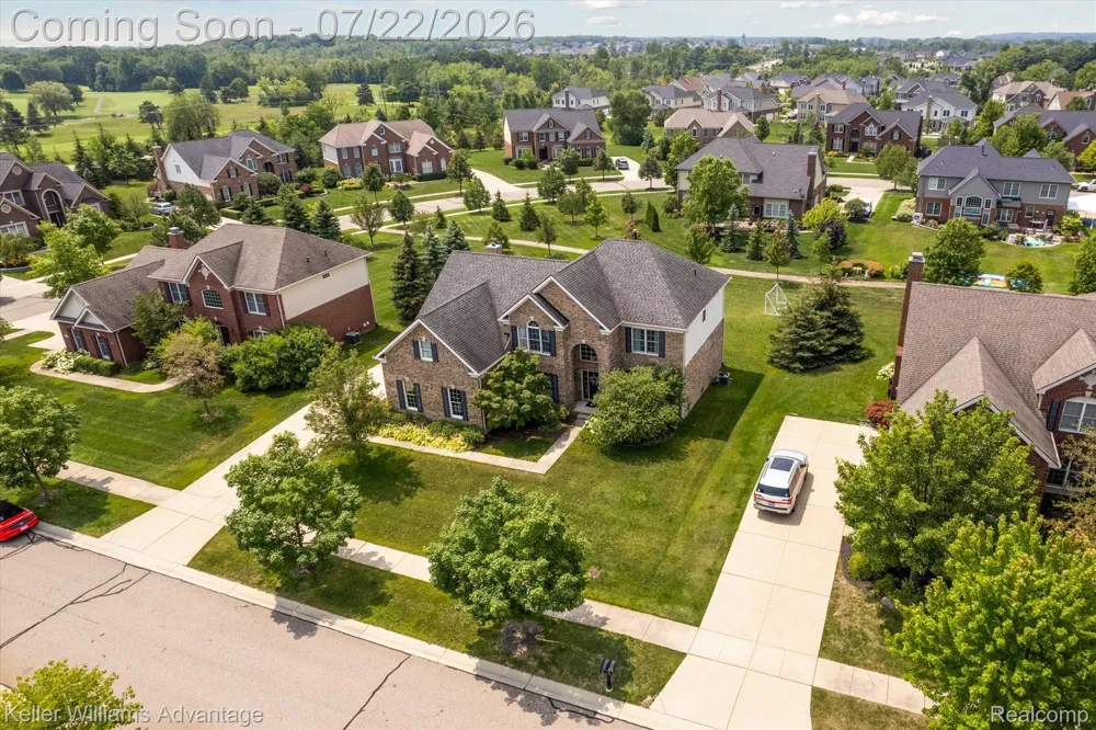 24323 BELLINGHAM DRIVE Novi City, MI 48374