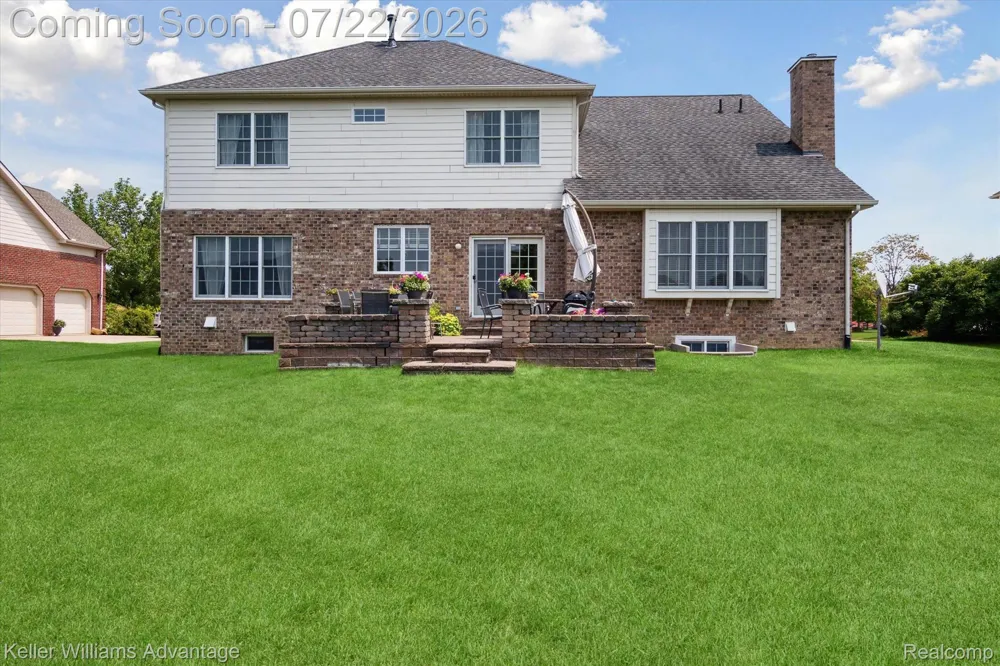 24323 BELLINGHAM DRIVE Novi City, MI 48374