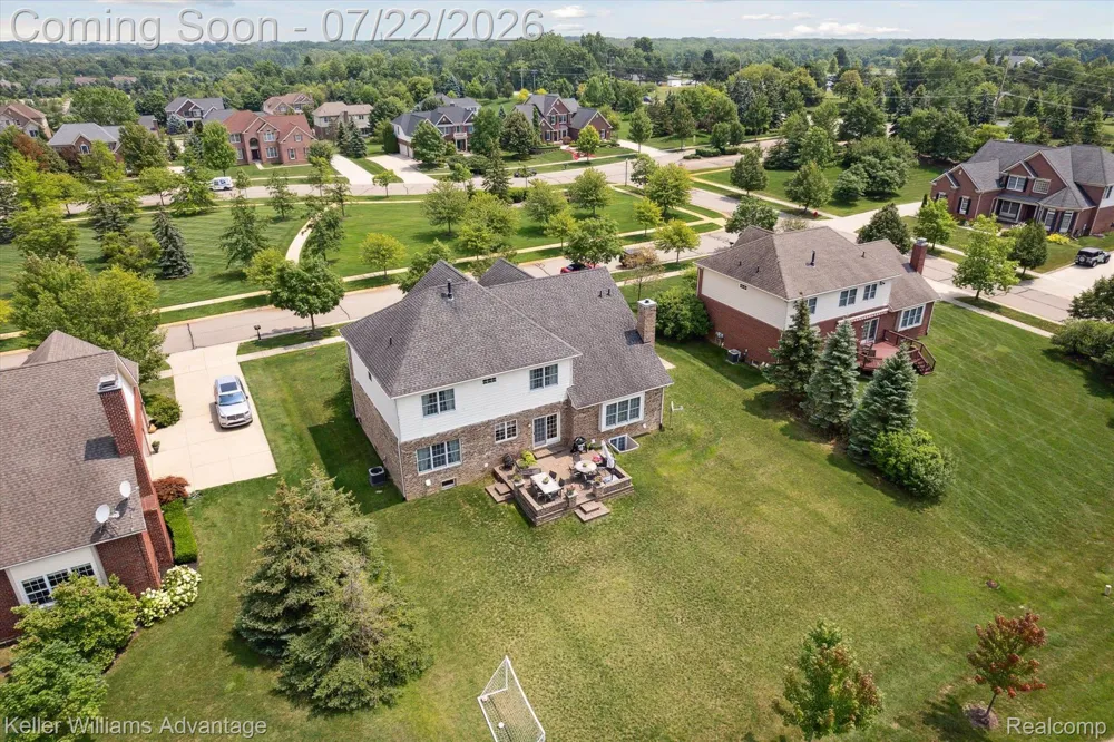 24323 BELLINGHAM DRIVE Novi City, MI 48374