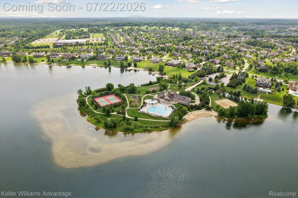 24323 BELLINGHAM DRIVE Novi City, MI 48374