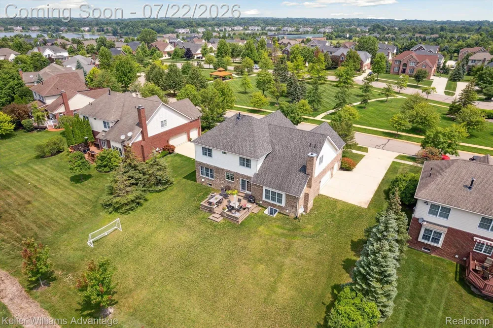 24323 BELLINGHAM DRIVE Novi City, MI 48374