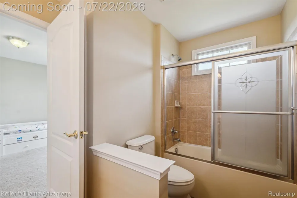 24323 BELLINGHAM DRIVE Novi City, MI 48374