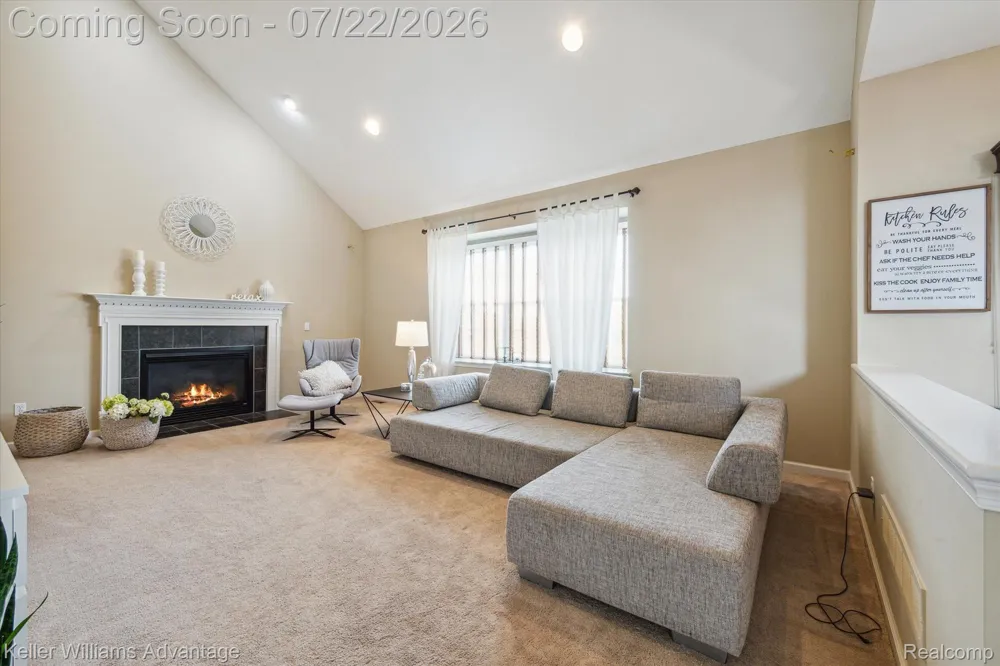 24323 BELLINGHAM DRIVE Novi City, MI 48374