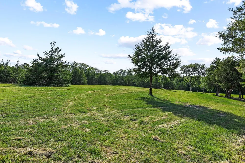 511 County Road 4264 Leonard, TX 75452