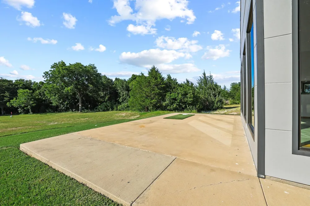 511 County Road 4264 Leonard, TX 75452