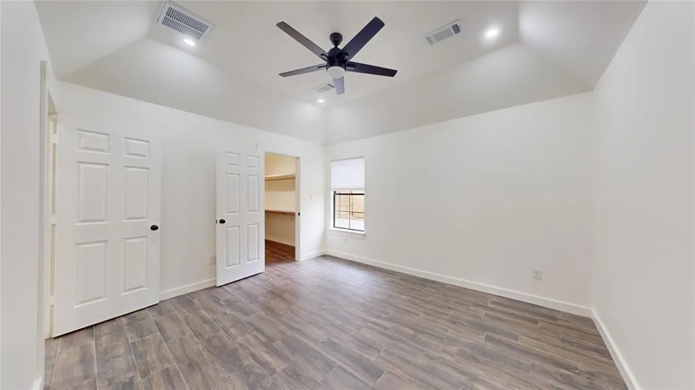 304 Graceland Street Houston, TX 77009