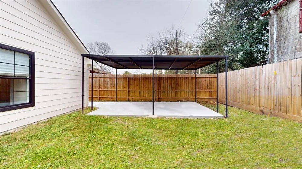 304 Graceland Street Houston, TX 77009