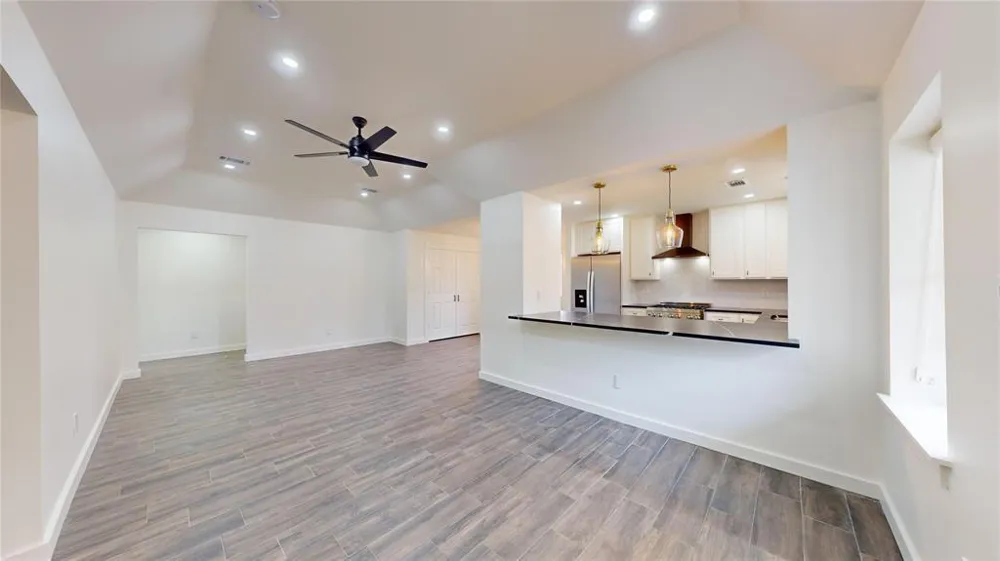 304 Graceland Street Houston, TX 77009