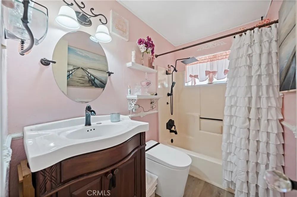 1853 Neff Avenue La Puente, CA 91744