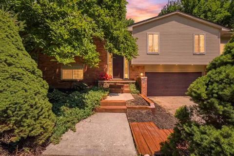 7737 Collingwood Drive