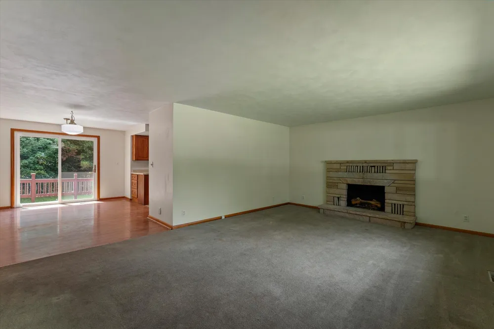8696 Maplewood Drive Berrien Springs, MI 49103