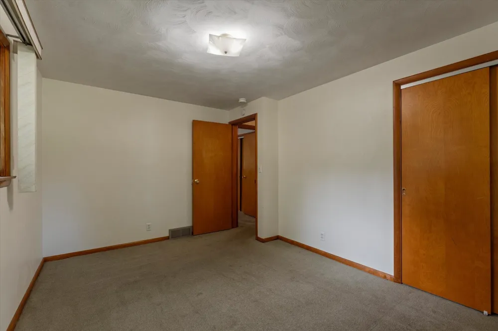 8696 Maplewood Drive Berrien Springs, MI 49103