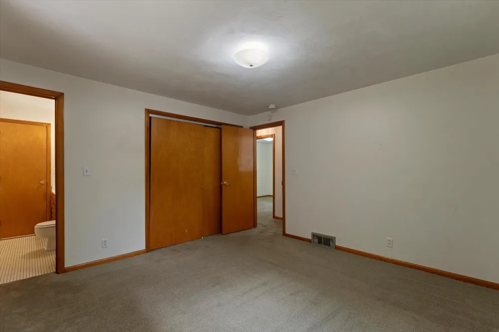 8696 Maplewood Drive Berrien Springs, MI 49103