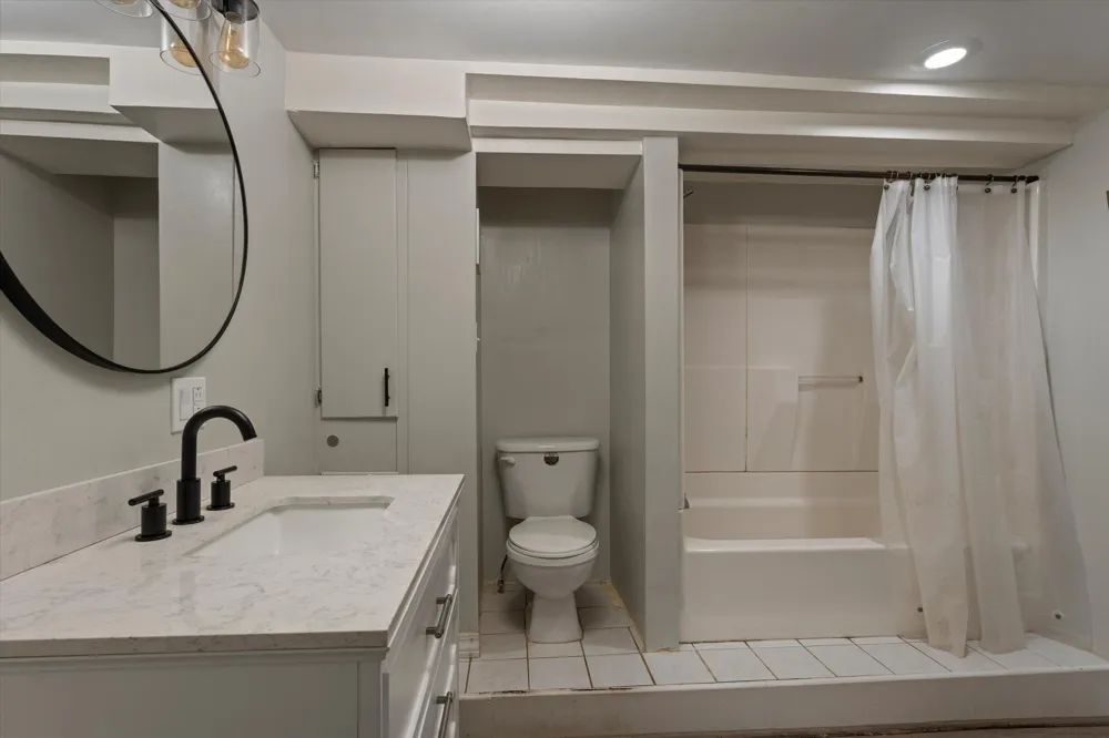 8696 Maplewood Drive Berrien Springs, MI 49103