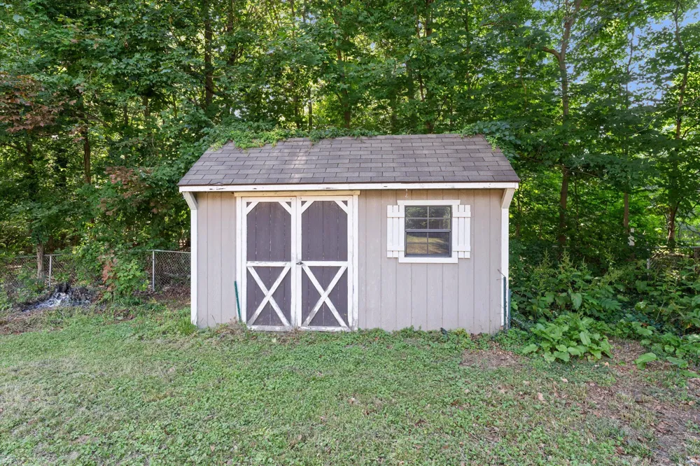 8696 Maplewood Drive Berrien Springs, MI 49103