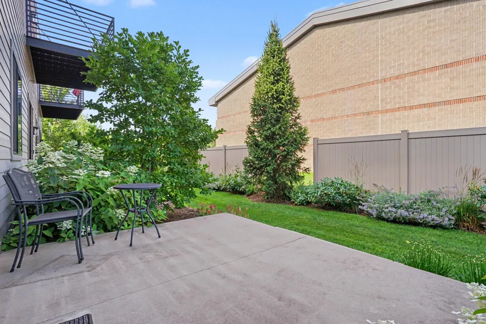 110 Central Avenue #106 Holland City, MI 49423