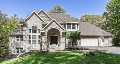 7023 Dunloe Court
