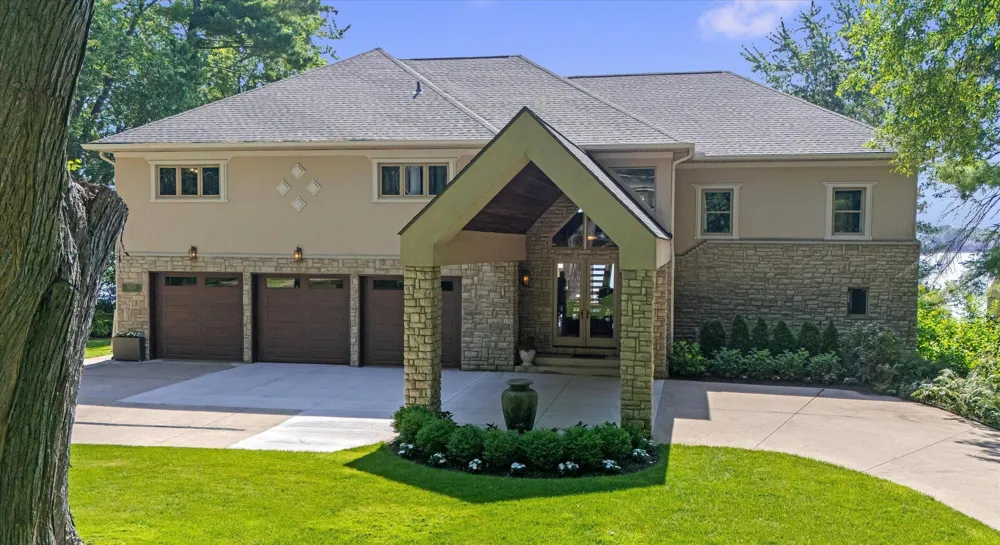 9233 Tan Bay Street Commerce Charter Township, MI 48382