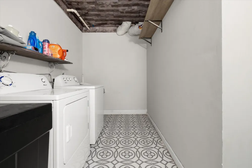 9739 Falcon Crest Drive Ooltewah, TN 37363