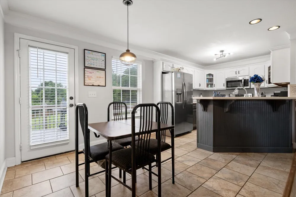 9739 Falcon Crest Drive Ooltewah, TN 37363