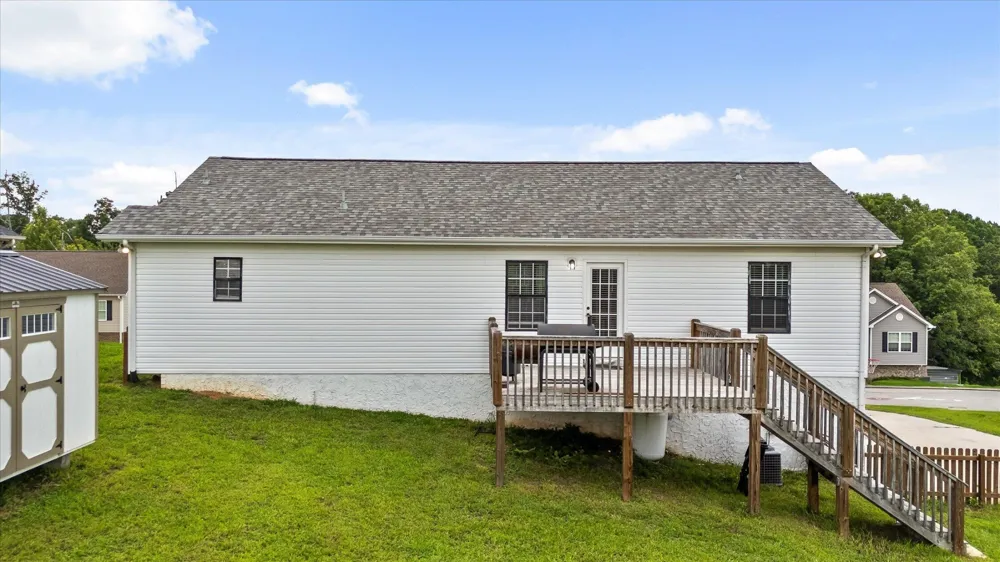 9739 Falcon Crest Drive Ooltewah, TN 37363
