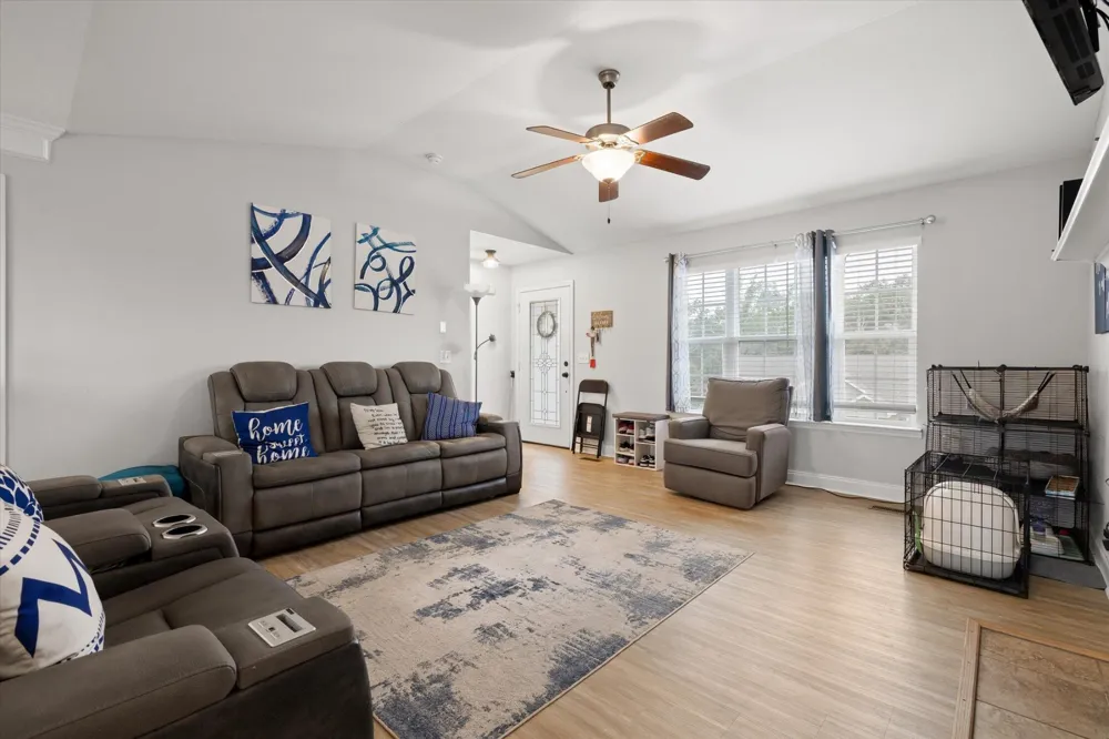 9739 Falcon Crest Drive Ooltewah, TN 37363