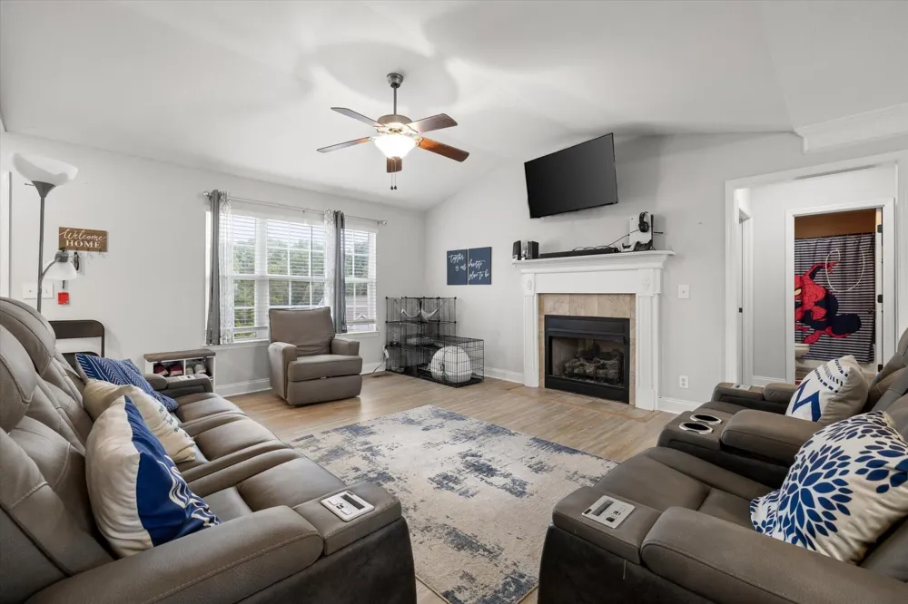 9739 Falcon Crest Drive Ooltewah, TN 37363