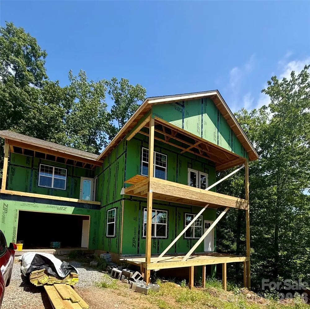 23 Village Overlook Loop Swannanoa, NC 28778