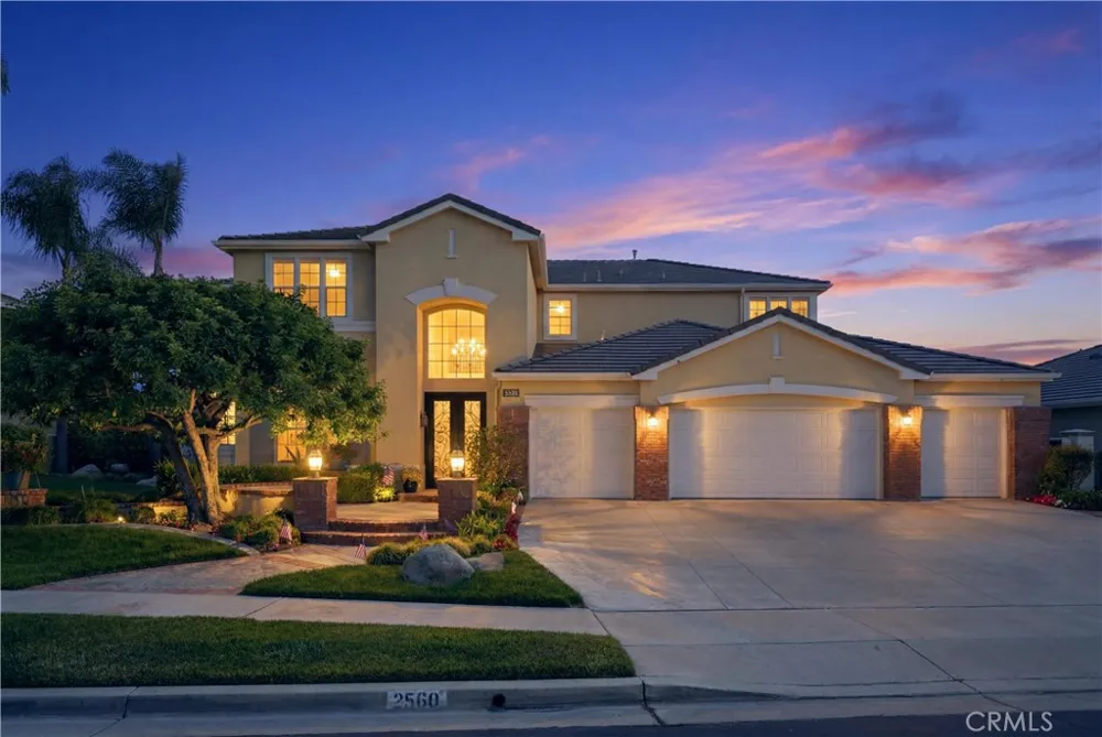 2560 Galicia La Verne, CA 91750