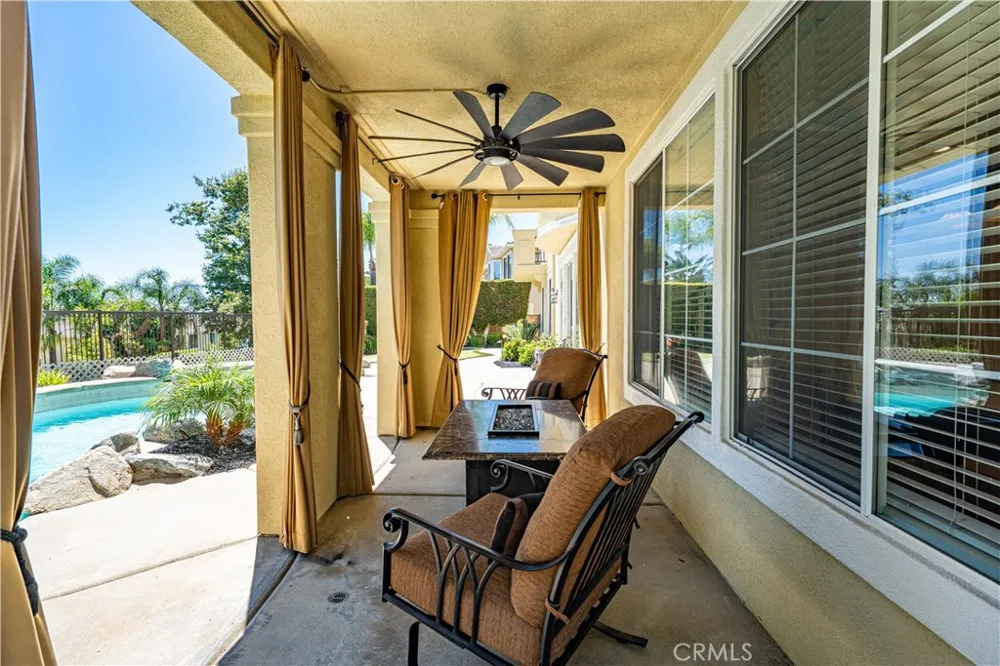 2560 Galicia La Verne, CA 91750