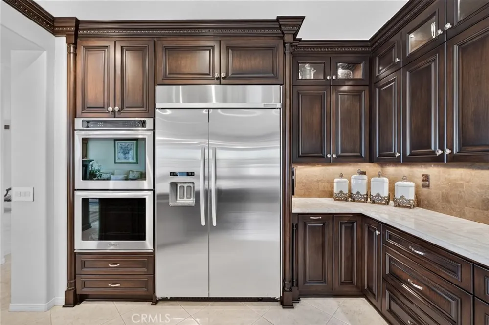 2560 Galicia La Verne, CA 91750