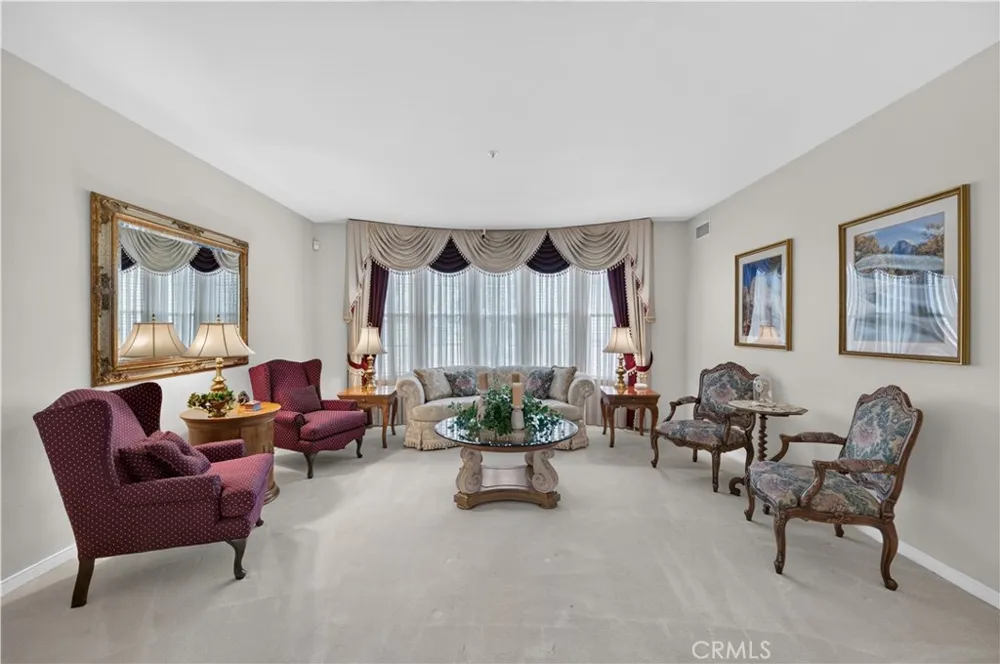 2560 Galicia La Verne, CA 91750