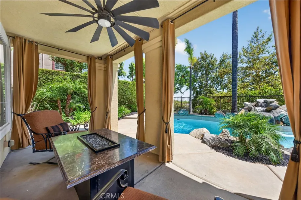 2560 Galicia La Verne, CA 91750
