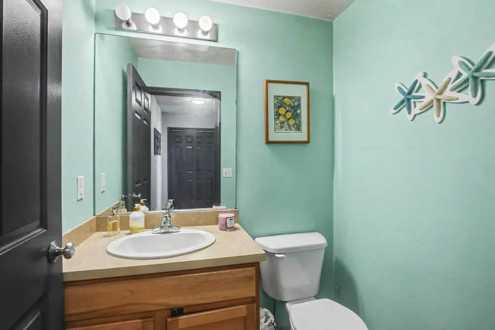 3690 Oxford Court Hudsonville, MI 49426
